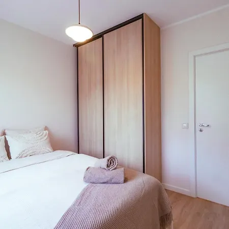 Comfy Spot Close To Tripla Mall And Dining * 赫尔辛基