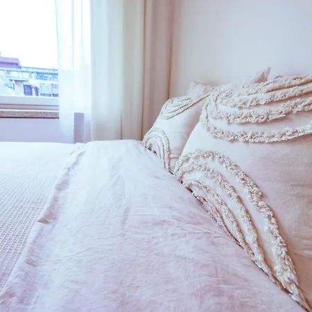 Comfy Spot Close To Tripla Mall And Dining 赫尔辛基