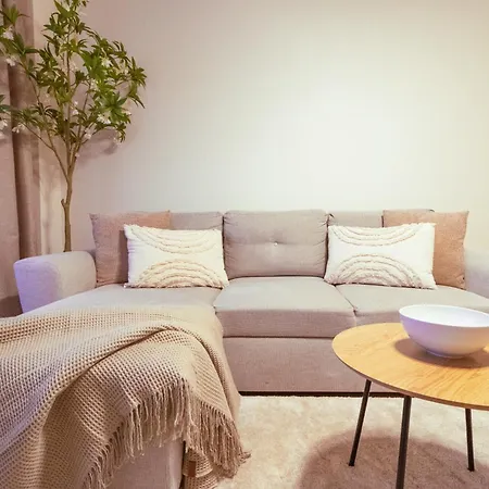 公寓 Comfy Spot Close To Tripla Mall And Dining *